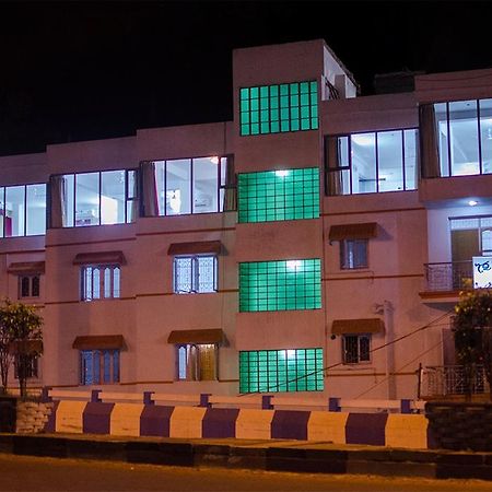 Megacity Inn Calcutta Extérieur photo